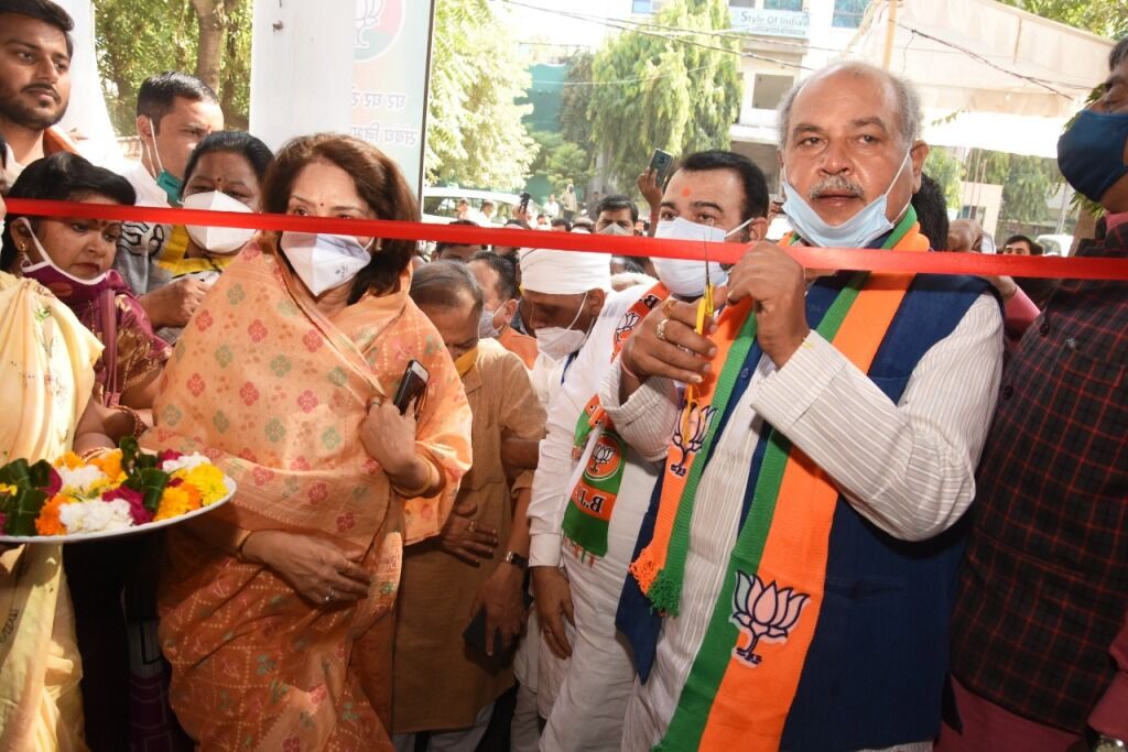 केंद्रीय मंत्री तोमर ने किया चुनाव कार्यालय का शुभारम्भ