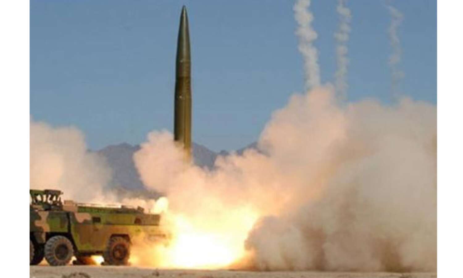 ड्रैगन रच रहा साजिश , मिसाइल साइट्स बनाने में पाकिस्तान की कर रहा मदद