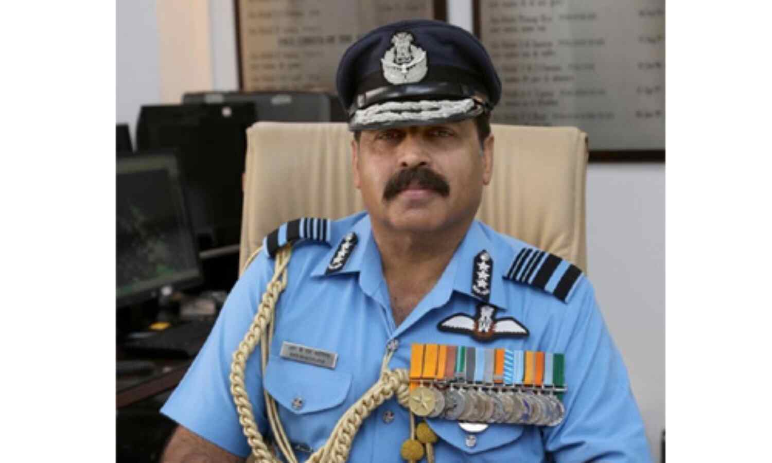 वायुसेना दिवस पर एयरफोर्स चीफ ने एयर वॉरियर्स की तारीफ, कहा - हर परिस्थिति में देश की रक्षा को तैयार