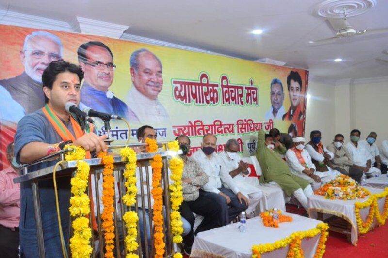 ग्वालियर का अपमान करने वालों को धूल चटा दूंगा: सिंधिया