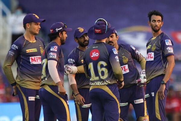 कोलकाता नाइट राइडर्स ने किंग्स XI पंजाब को 2 रनों से हराया