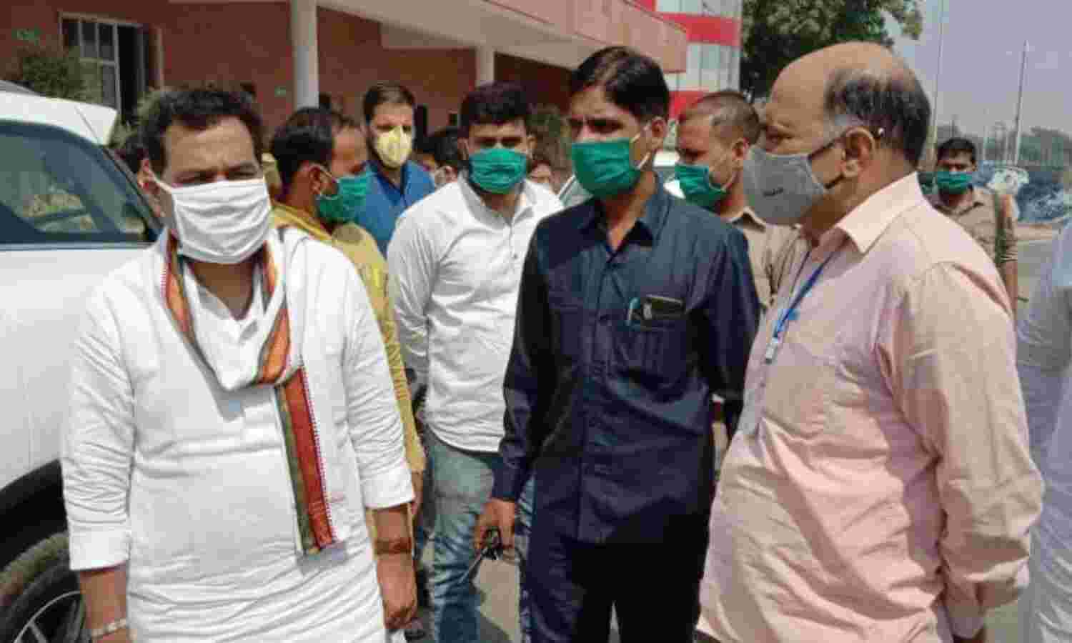 मंत्री श्रीकांत शर्मा पहुँचे वृन्दावन, दी  परिक्रमा, 90 एकड़ में लगेगा अर्धकुंभ