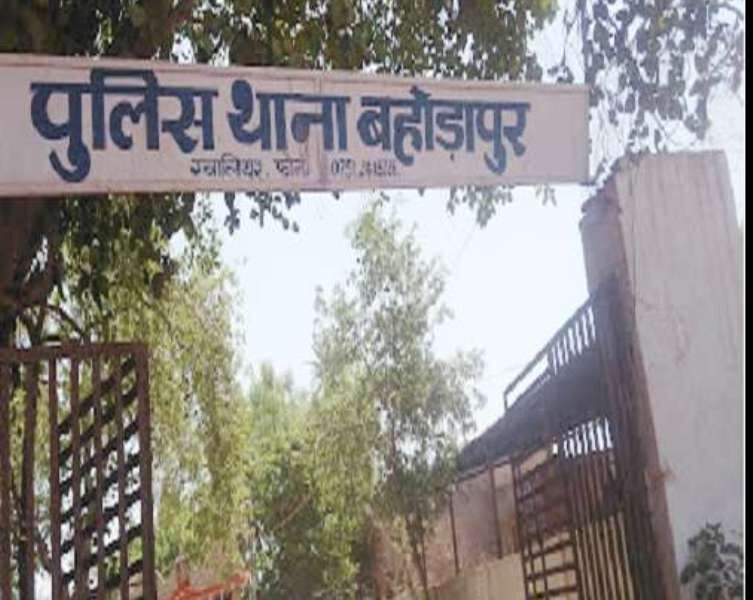 सड़कों पर आतंक बरपाने वाले बदमाशोंं ने जन्मदिन में चलाई गोलियां, पुलिस ने छोड़ा