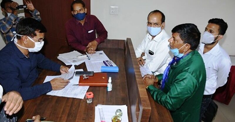 बसपा प्रत्याशी हरपाल पर दर्ज है धोखाधड़ी का मामला