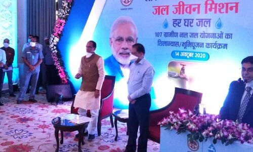 कांग्रेसी कभी मुझे एक्टर, कभी मुझे नंगा भूखा कहते है, ये घटिया मानसिकता: शिवराज