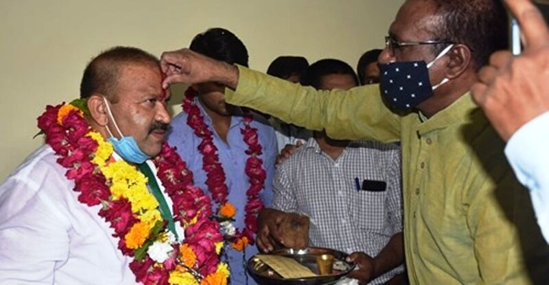 मैंने व्यापारियों से पूछकर ही भाजपा छोड़ी: सिकरवार मैंने व्यापारियों से पूछकर ही भाजपा छोड़ी: सिकरवार