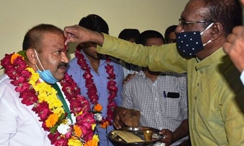 मैंने व्यापारियों से पूछकर ही भाजपा छोड़ी: सिकरवार मैंने व्यापारियों से पूछकर ही भाजपा छोड़ी: सिकरवार