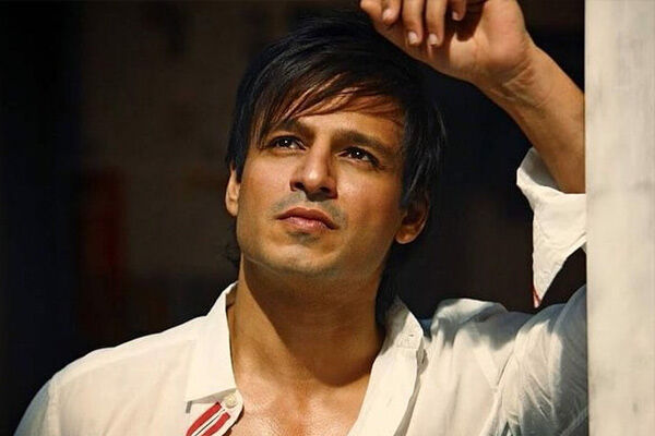 विवेक ओबेरॉय के घर पर कर्नाटक पुलिस ने मारा छापा,