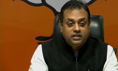 शशि थरूर ने भारत का मजाक बनाया : भाजपा