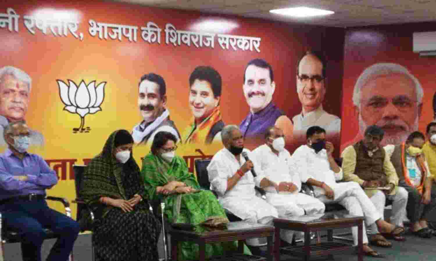 लोकतंत्र को कोरोना से बचाने के लिए जरूर करें मतदान : प्रभात झा