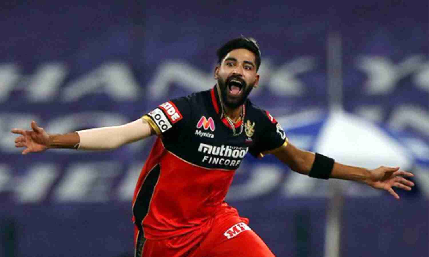 मोहम्मद सिराज बने आईपीएल के इतिहास में पहले गेंदबाज, जानें कैसे