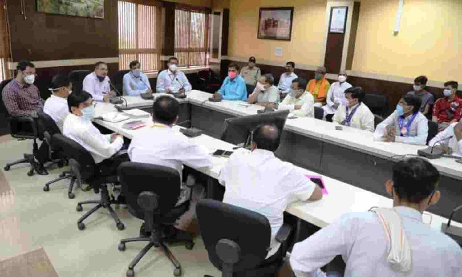 कोरोना के दिशा-निर्देशों का पालन न करने पर सिक्योरिटी राशि होगी राजसात - कोरोना के दिशा-निर्देशों का पालन न करने पर सिक्योरिटी राशि होगी राजसात -