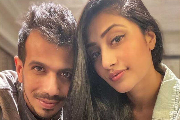 चहल की मंगेतर धनश्री ने दिया सरप्राइज, ऐसा था आरसीबी के गेंदबाज का रिएक्शन