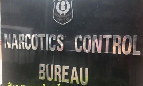 ड्रग्स लेने वाले बॉलीवुड के कई सितारों पर ऐक्शन की तैयारी में एनसीबी
