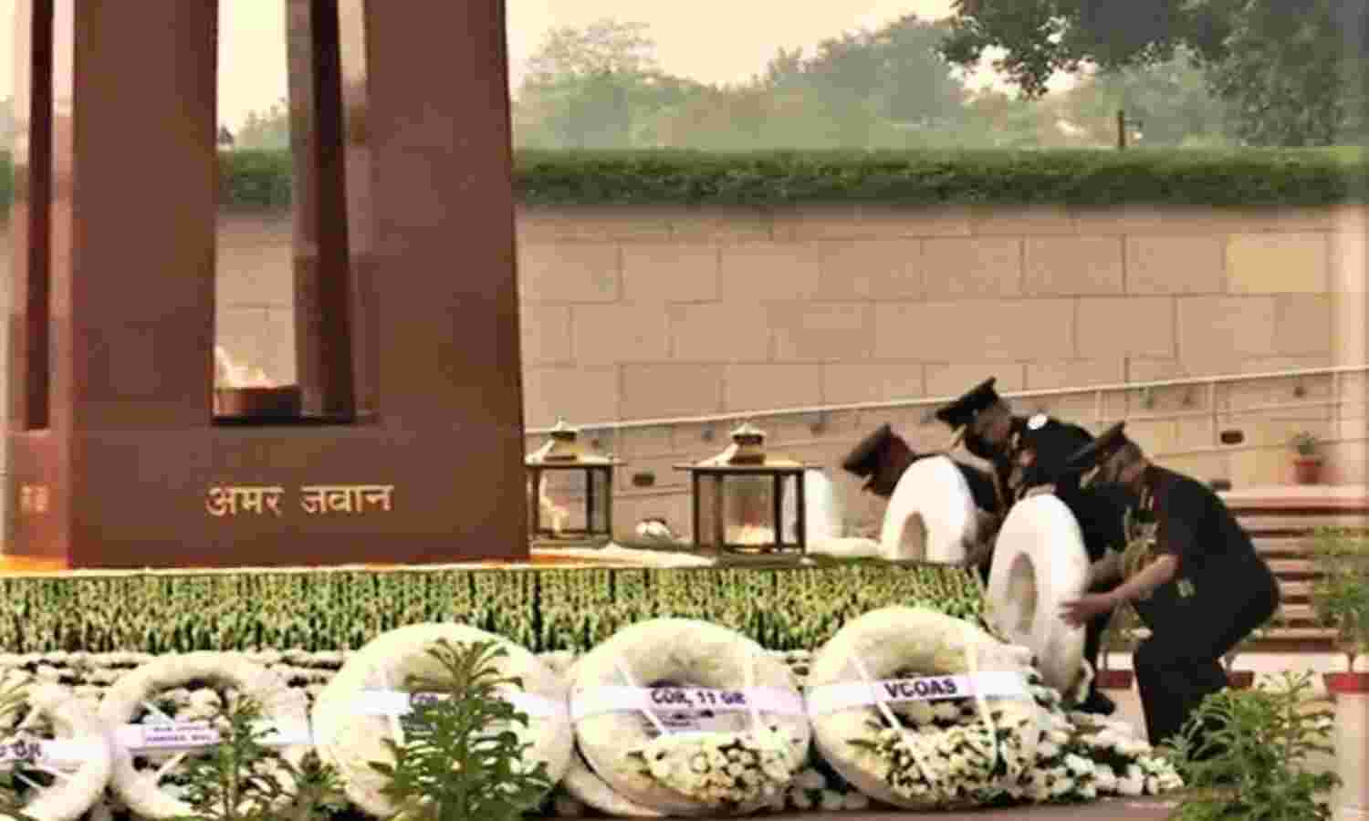 सैन्य प्रमुख ने इन्फेंट्री डे पर शहीदों को दी श्रद्धांजलि, जानें इतिहास