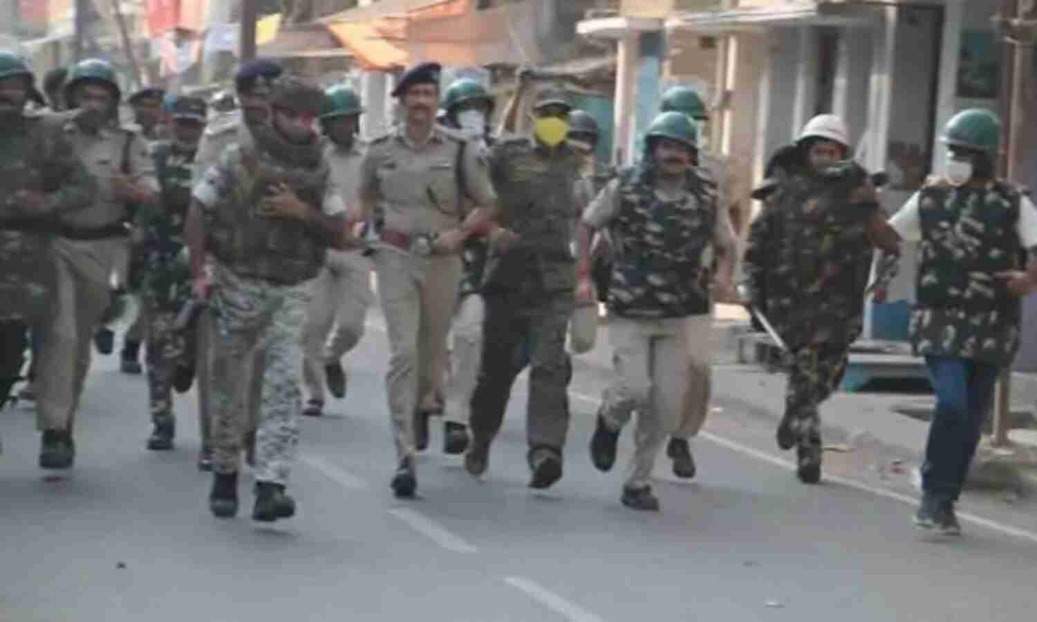 डीआईजी ने संभाली मुंगेर की कमान, शहर में निकला फ्लैग मार्च