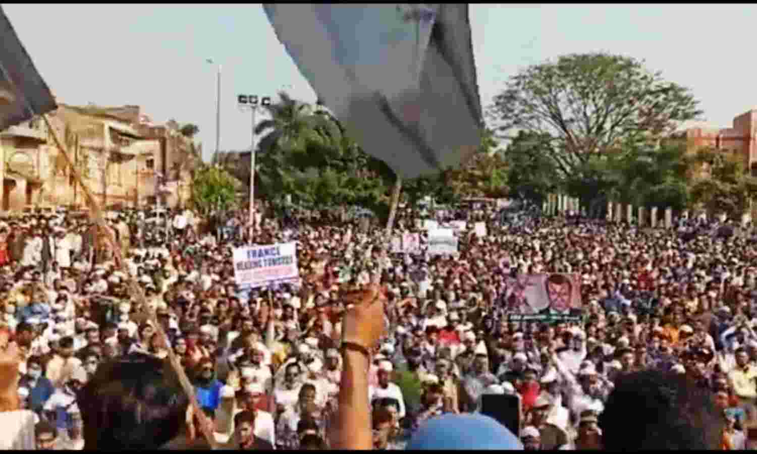 फ़्रांस के राष्ट्रपति का विरोध करने वालों को सीएम की चेतावनी, बख्शा नहीं जायेगा