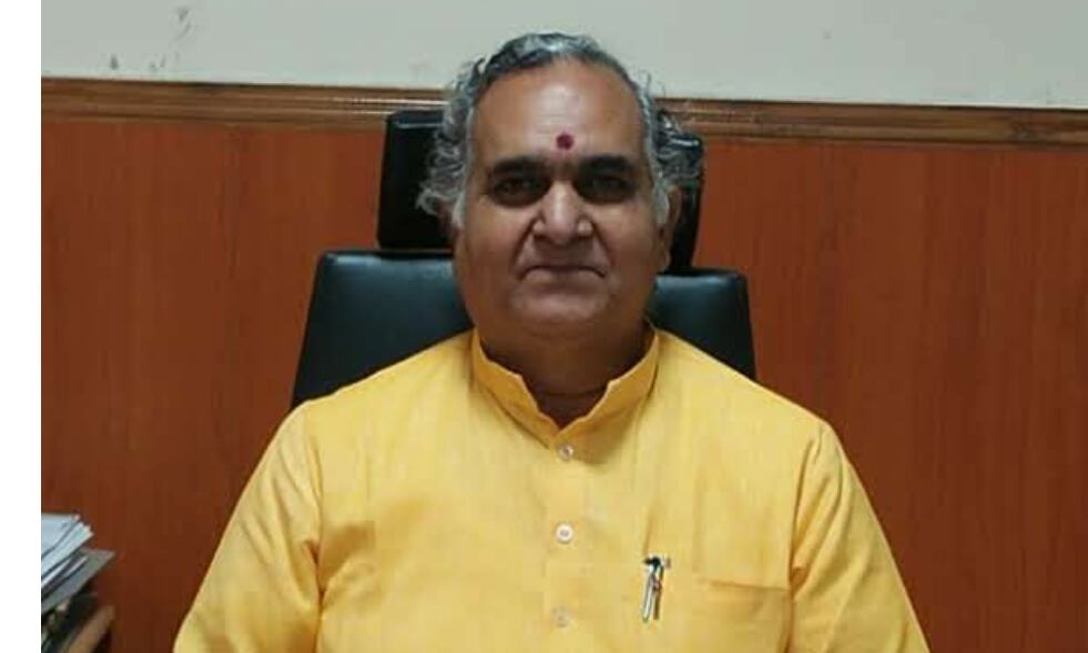 वेद मूर्ति आचार्य हरिहर त्रिवेदी पंचतत्व में विलीन