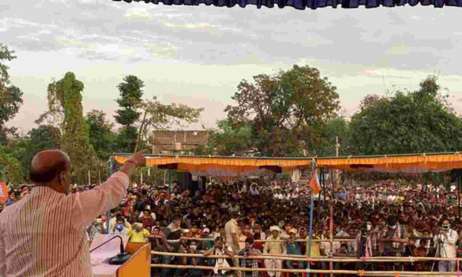 चीन के मुद्दे पर राजनाथ सिंह ने कांग्रेस पर बोला हमला, खुलासा किया तो नहीं दिखा पाएंगे चेहरा