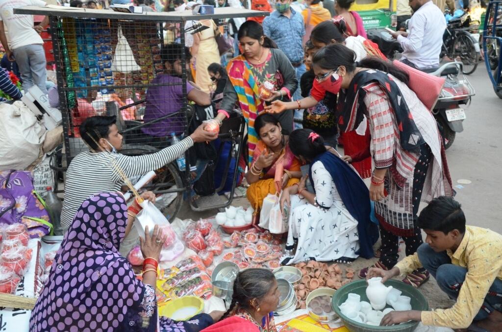 करवाचौथ व्रत नहीं भारत का उत्सव है अब