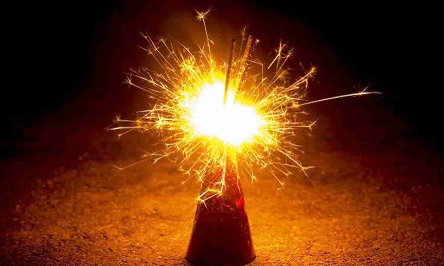 स्वदेशी पटाखों से सजेगा बाजार, विदेशी पर लगा प्रतिबंध