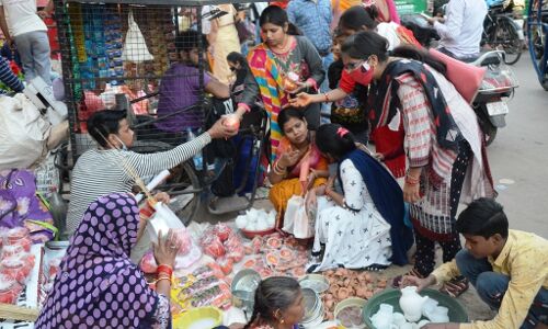 करवाचौथ व्रत नहीं भारत का उत्सव है अब