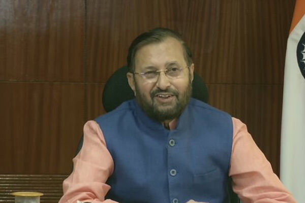 पेरिस समझौते : हम 35 प्रतिशत की तीव्रता से कार्बन उत्सर्जन कम करने के लिए संकल्पित - प्रकाश जावड़ेकर