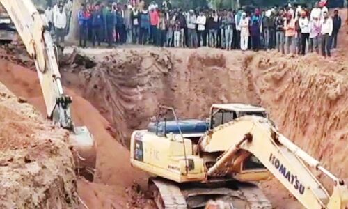 निवाड़ी : 48 घंटे से बोरवेल में फंसे मासूम को निकालने के लिए बचाव कार्य जारी