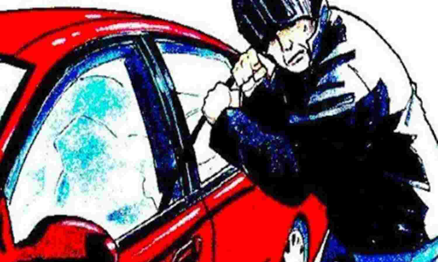 भतीजे ने चुराई चाचा की कार, साथी सहित पकड़ा, पुलिस ने जौरा से बरामद की कार