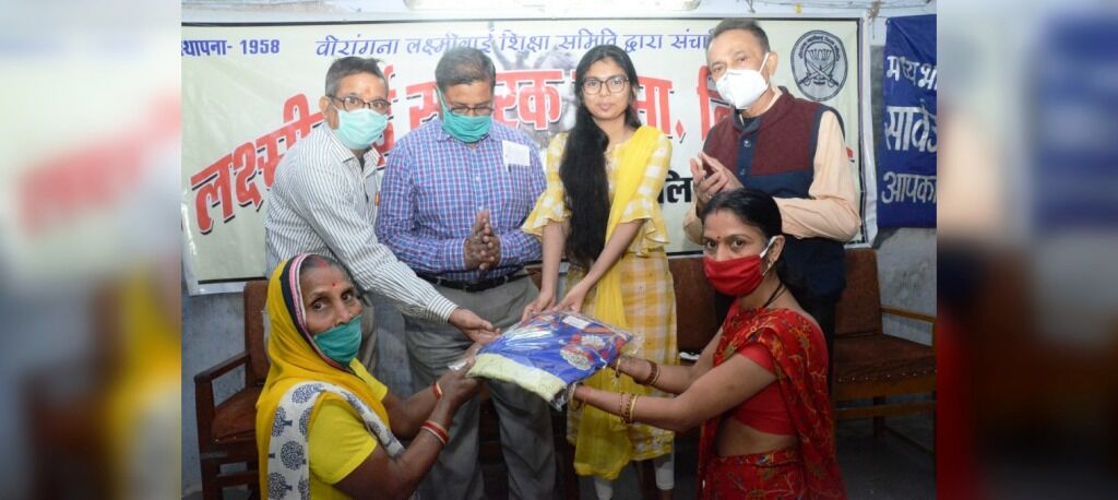 शिक्षक ही बच्चों को संस्कारवान बनाता है: सौम्या तारे    -