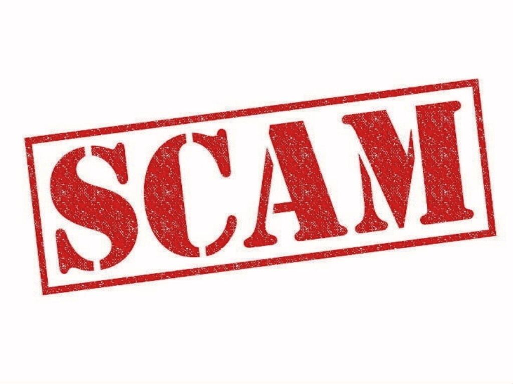 अधिकारियों को बचाने कर्मचारियों को बनाया बलि का बकरा    -