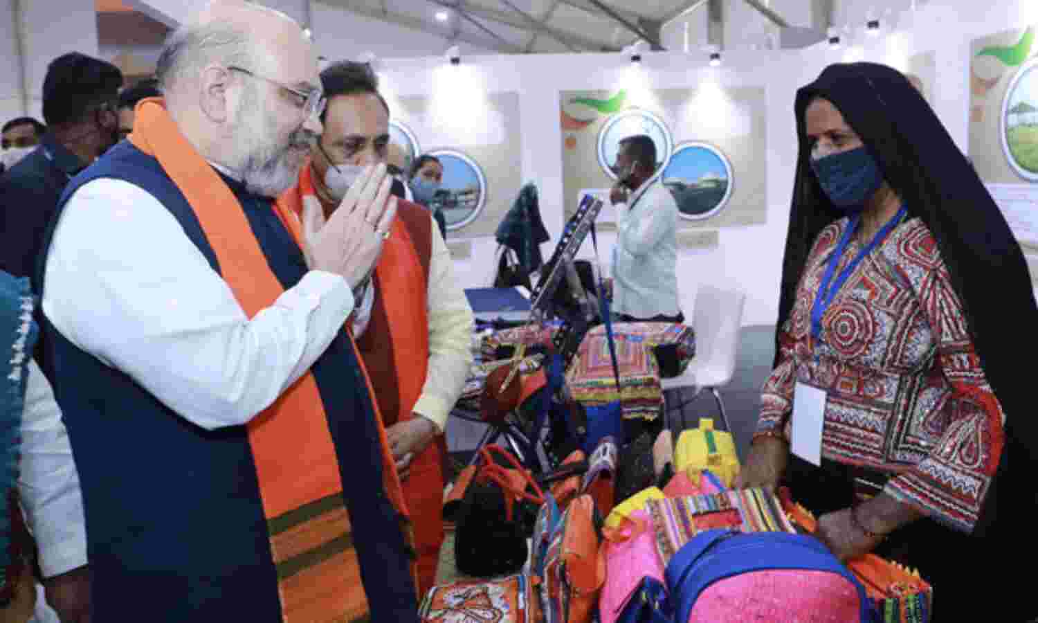 गृह मंत्री अमित शाह बोले - पीएम मोदी की दूरदर्शिता से फिर खड़ा हुआ कच्छ और भुज