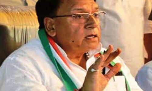 पूर्व मंत्री ने धर्म स्वातंत्र्य कानून पर साधा निशाना, कहा प्यार कानून से परे पूर्व मंत्री ने धर्म स्वातंत्र्य कानून पर साधा निशाना, कहा प्यार कानून से परे