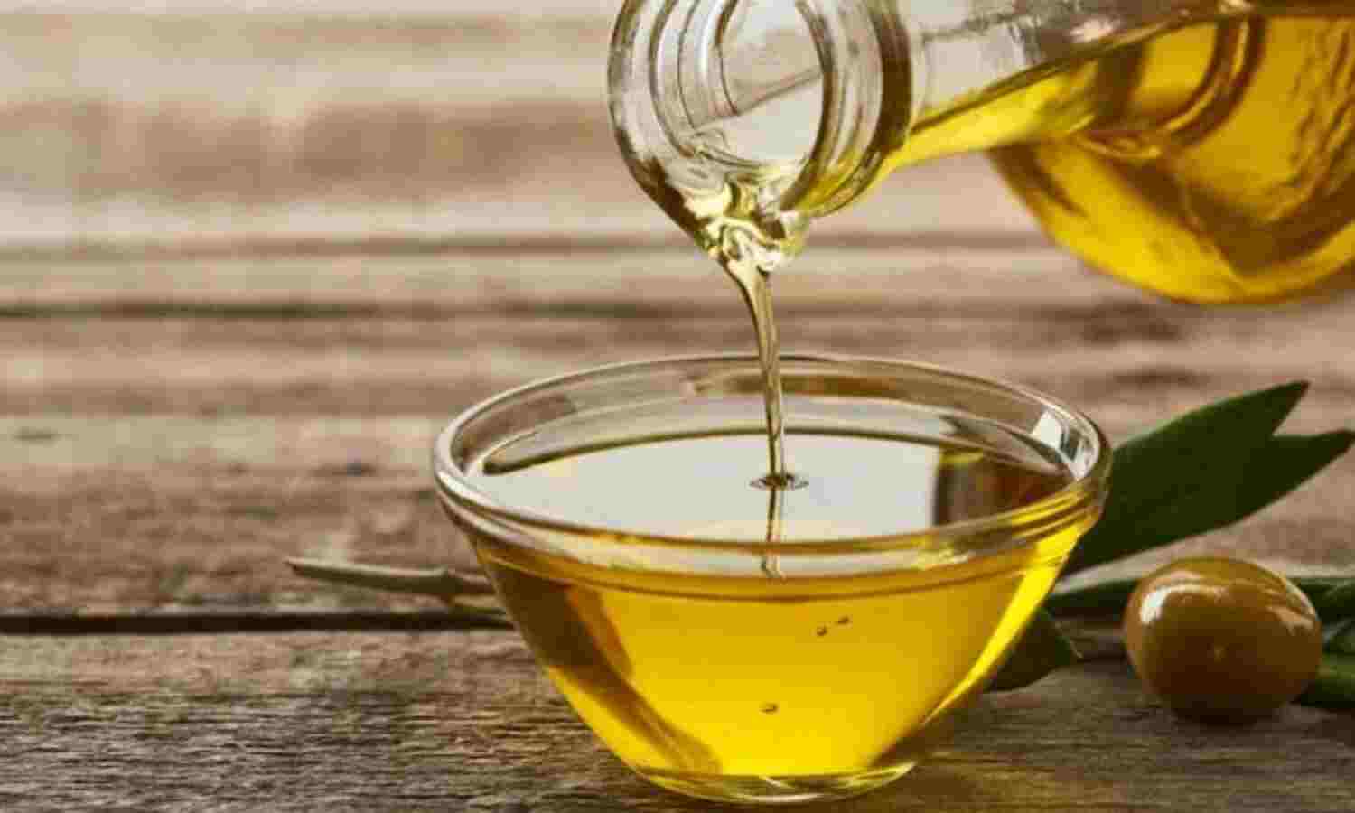 खाद्य तेल की कीमतों में आई 30 फीसदी तक बढ़ोतरी, जानें क्यों बढ़ रहे हैं दाम