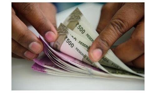 दिसंबर में बैंक बदलेंगे पैसों से जुड़ा नियम, आपकी जेब पर पड़ेगा सीधा असर