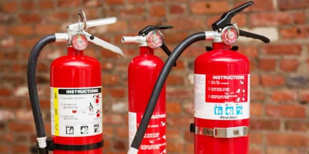 मंडल से चलने वाली ट्रेनों में लगेंगे अग्निशमन यंत्र