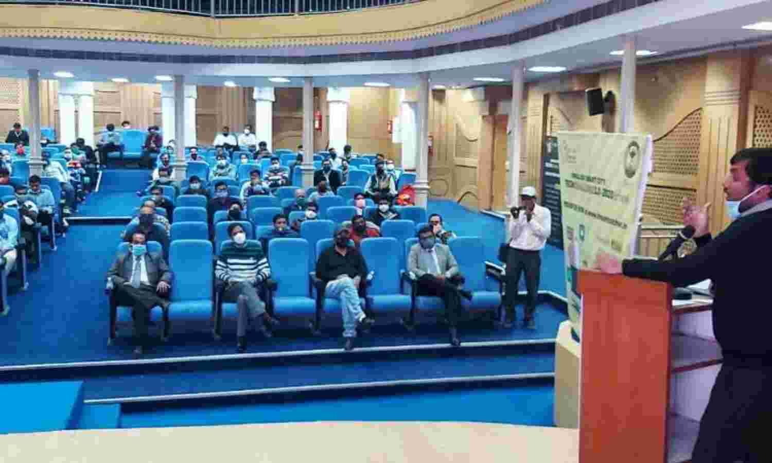 आत्म निर्भर योजना के तहत प्रतिभावन युवा उद्यमी देंगे शहर के विकास के लिए सुझाव आत्म निर्भर योजना के तहत प्रतिभावन युवा उद्यमी देंगे शहर के विकास के लिए सुझाव