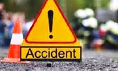 ग्वालियर में ऑटो को अज्ञात वाहन ने मारी टक्कर, दो लोगों की मौत