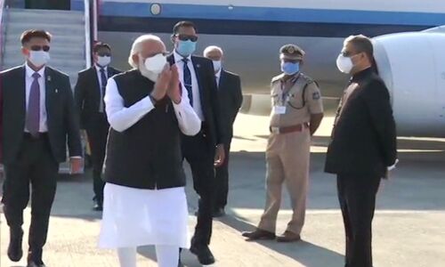 प्रधानमंत्री मोदी पहुंचे जायडस बायोटेक,कोरोना वैक्सीन का करेंगे निरिक्षण