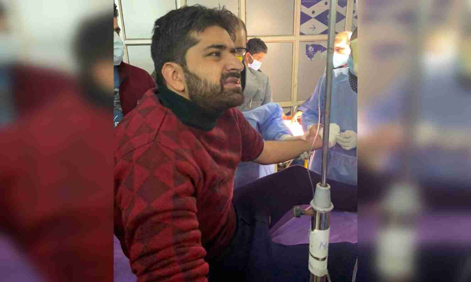 कश्मीर में वोटिंग रोकने का प्रयास, अनंतनाग में उम्मीदवार पर आतंकियों ने चलाईं गोलियां