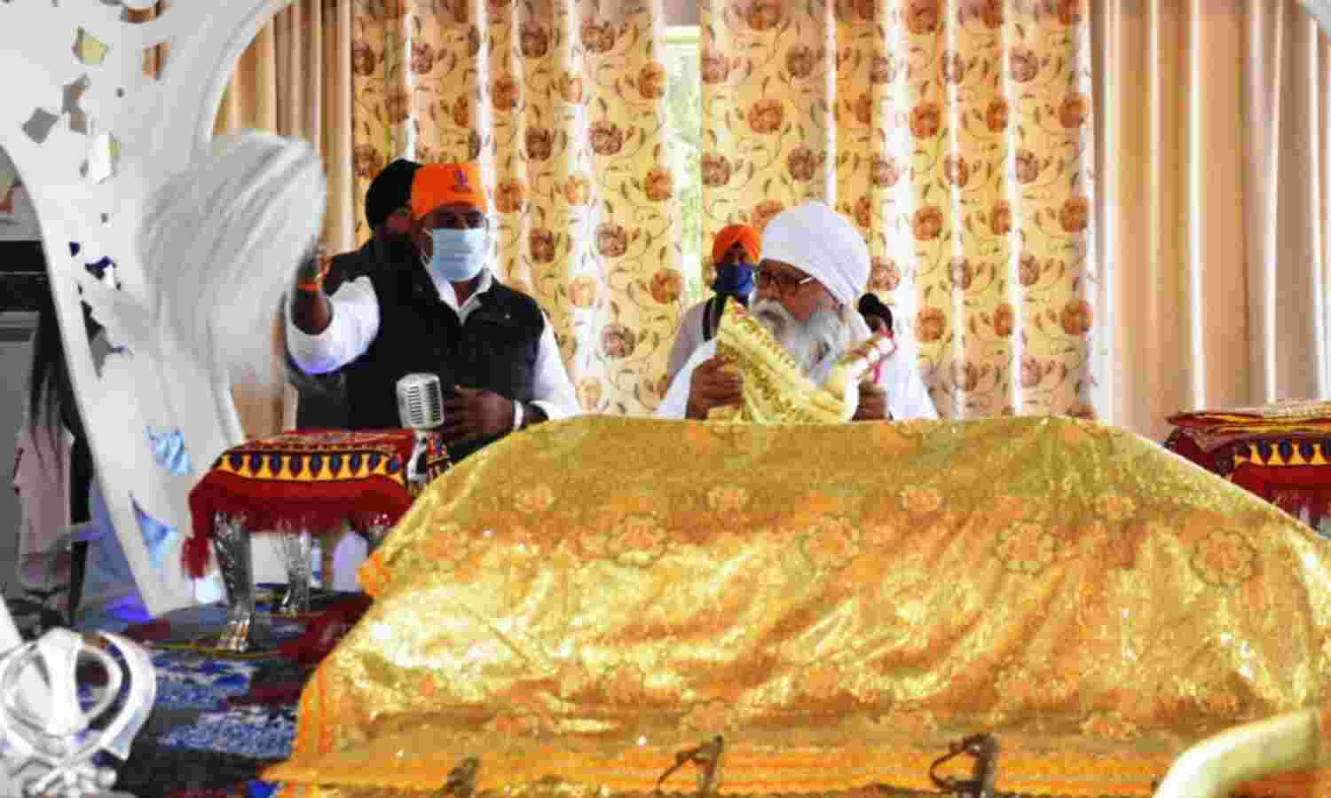 रामेश्वर शर्मा की मांग स्कूली बच्चों को पढ़ाया जाए गुरुओं का इतिहास