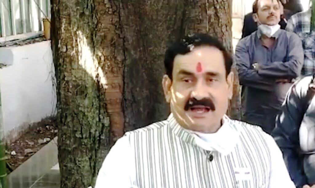 कांग्रेस कृषि कानूनों पर किसानों को गुमराह कर रही : नरोत्तम मिश्रा