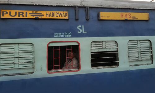 कुंभ से पहले ग्वालियर से चल सकती है उत्कल एक्सप्रेस, स्पेशल ट्रेनों के चलने की भी संभावना