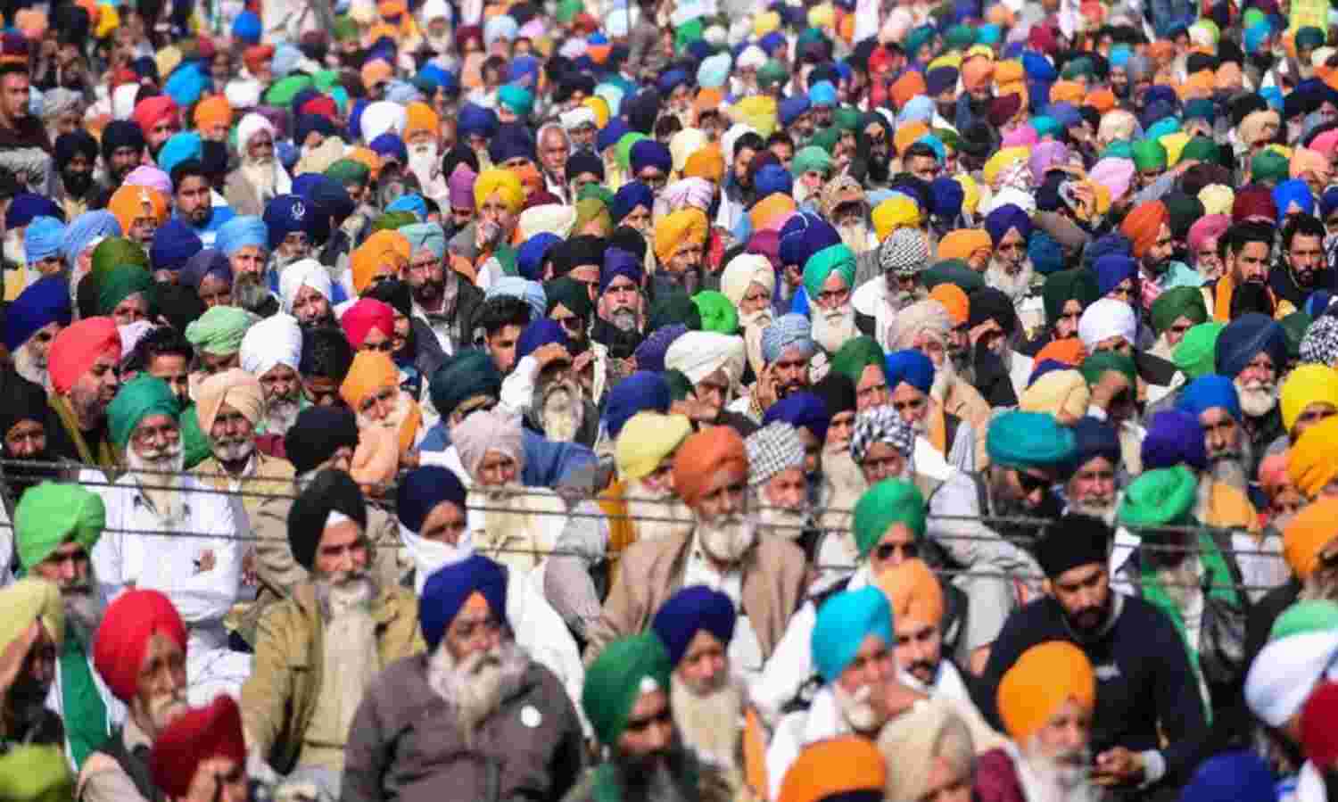 सुप्रीम कोर्ट का सरकार और किसानों को नोटिस, कहा - सड़क जाम करने वालों के नाम बताएं