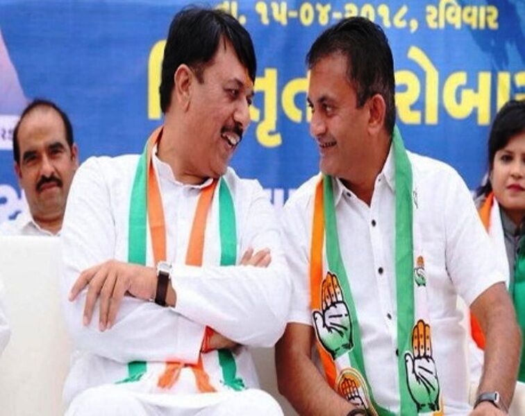 गुजरात : उपचुनाव में हार के बाद कांग्रेस अध्यक्ष और विधानसभा नेता का इस्तीफा