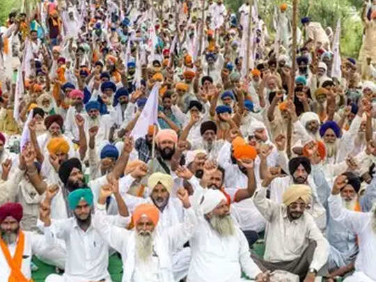 दिल्ली में आंदोलनरत किसान की ठंड से मौत