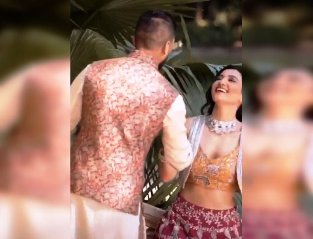 गौहर खान ने सोशल मीडिया पर शेयर किया प्री वेडिंग शूट, जल्द बनेगी जैद की दुल्हन