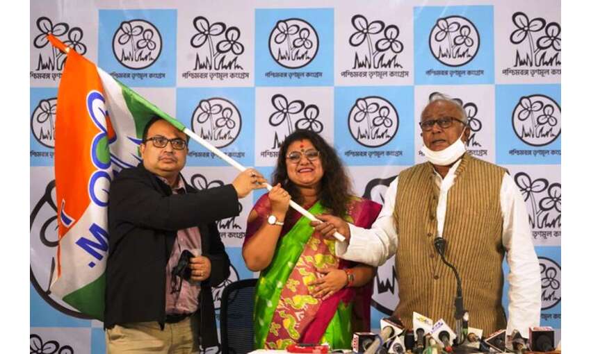 भाजपा सांसद की पत्नी ने ज्वाइन की तृणमूल कांग्रेस, पति ने की तलाक की घोषणा