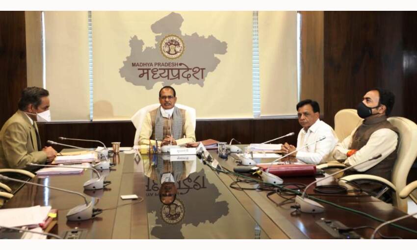 मप्र कैबिनेट बैठक : पेट्रोल-डीजल पर सेस से 1% सेस हटाया, धार्मिक स्वातंत्र्य कानून लाएगी सरकार