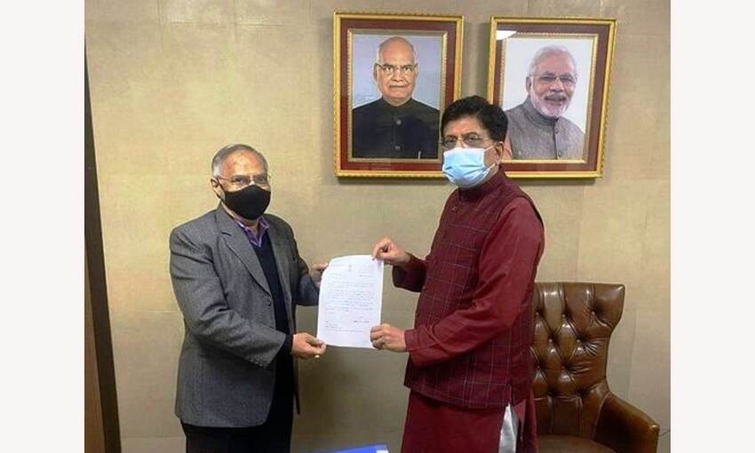 सांसद शेजवलकर के प्रयासों से ग्वालियर को मिला राजधानी-मुंबई का स्टॉपेज सांसद शेजवलकर के प्रयासों से ग्वालियर को मिला राजधानी-मुंबई का स्टॉपेज